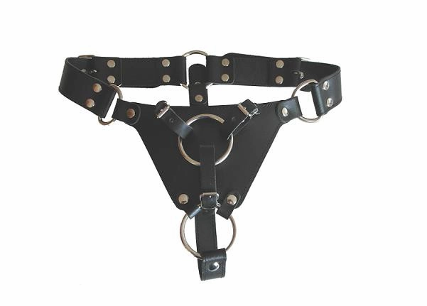 Schwarzer Herren Dildo Harness aus Rindsleder mit Schnallenhalterung und integriertem Cockring Image