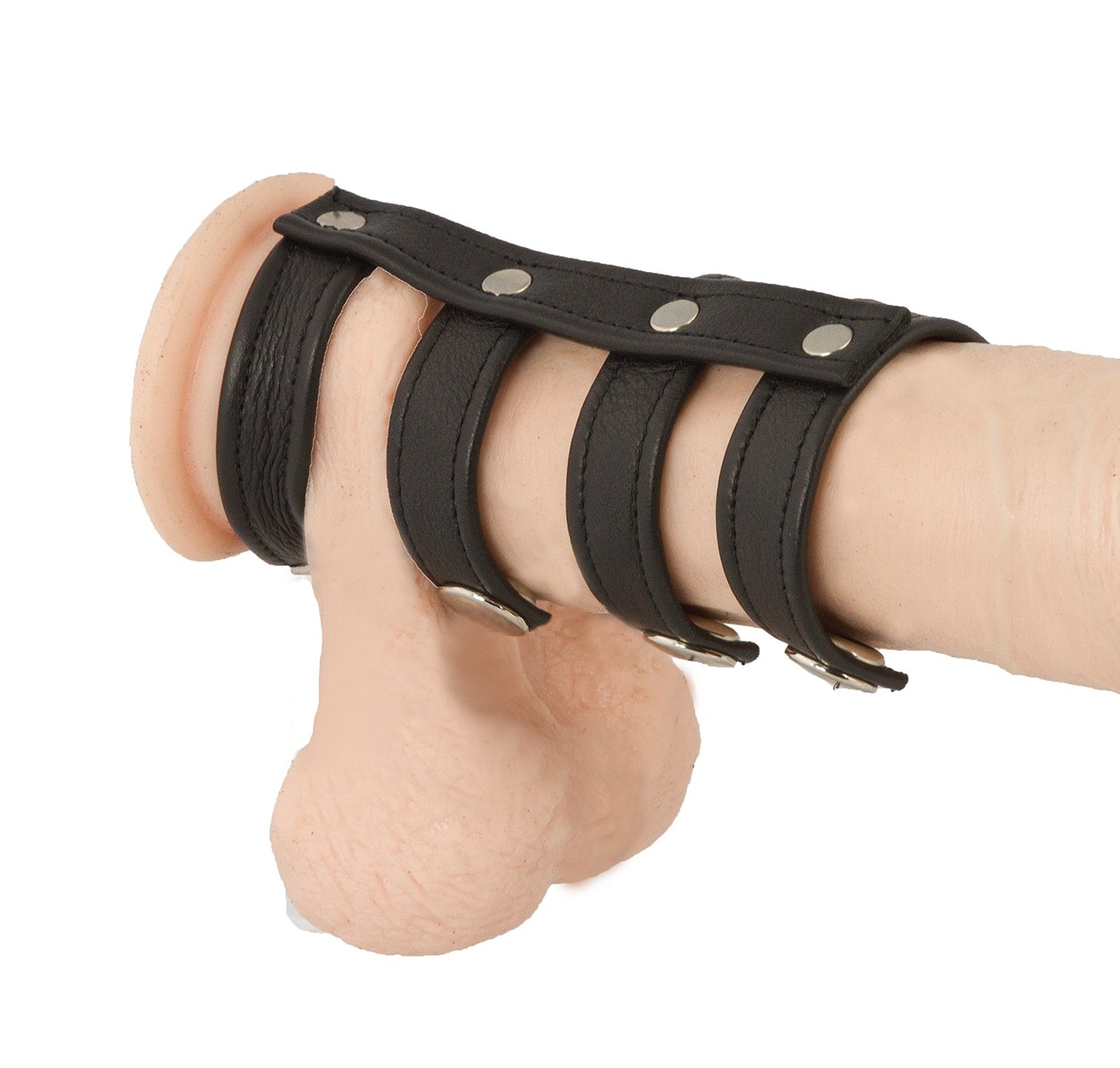 Cockgeschirr mit 4 Bändern getragen am Dildo